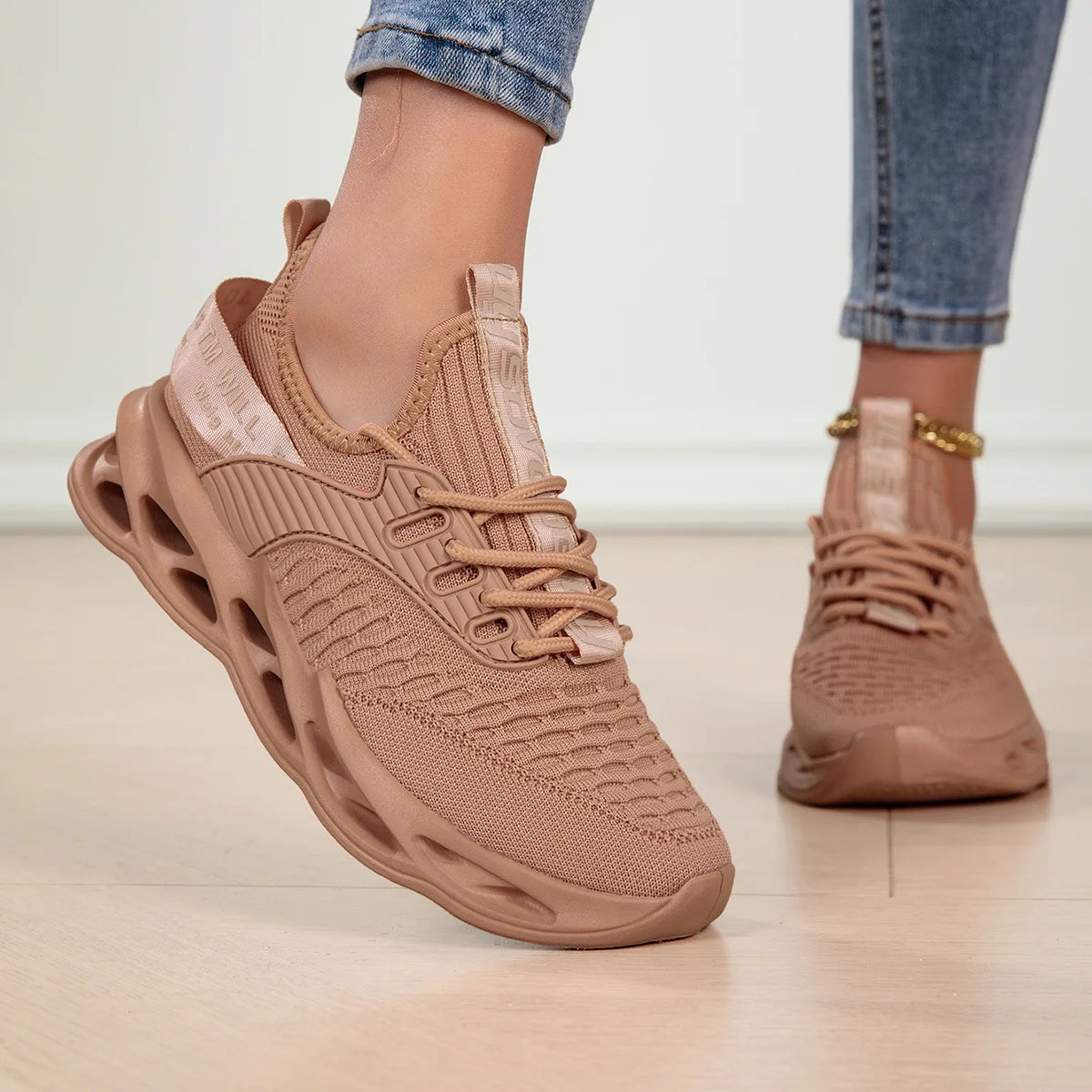 Promotion Sales Sneakers Men Breathable Mesh Lightweight Blade Sport Running Shoes