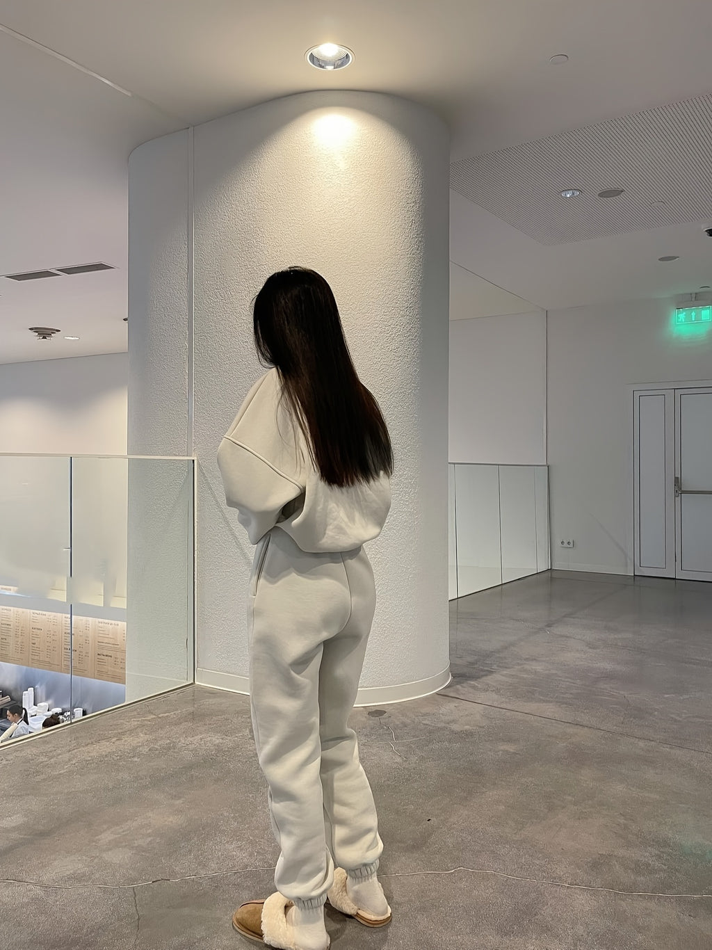 2pcs Casual Sports Set, Letter Pattern Warm Crew Neck Sweatshirt & Running Jogger Pants Suit, Women's Activewear